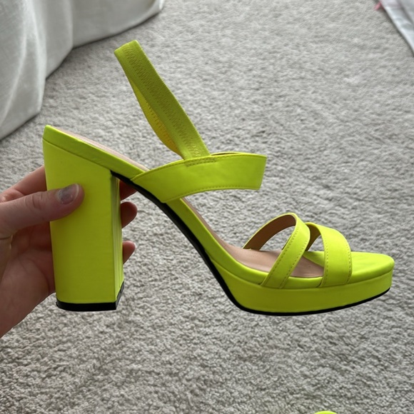 H&M Chunky Heels - 39 / W8 - Picture 3 of 8